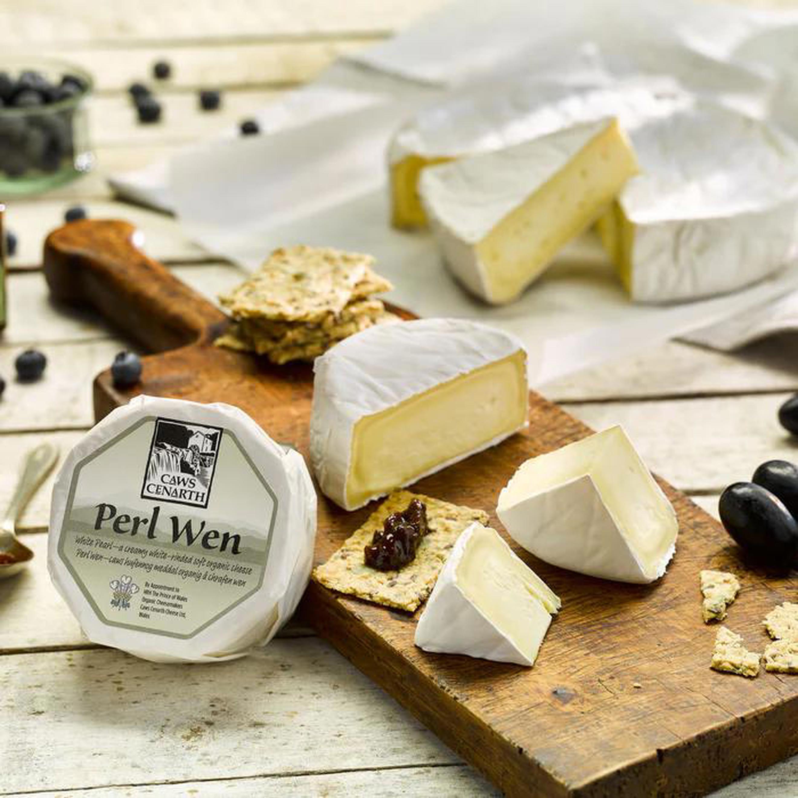 Cheese -  Perl Wen Brie/Caerfili Organic