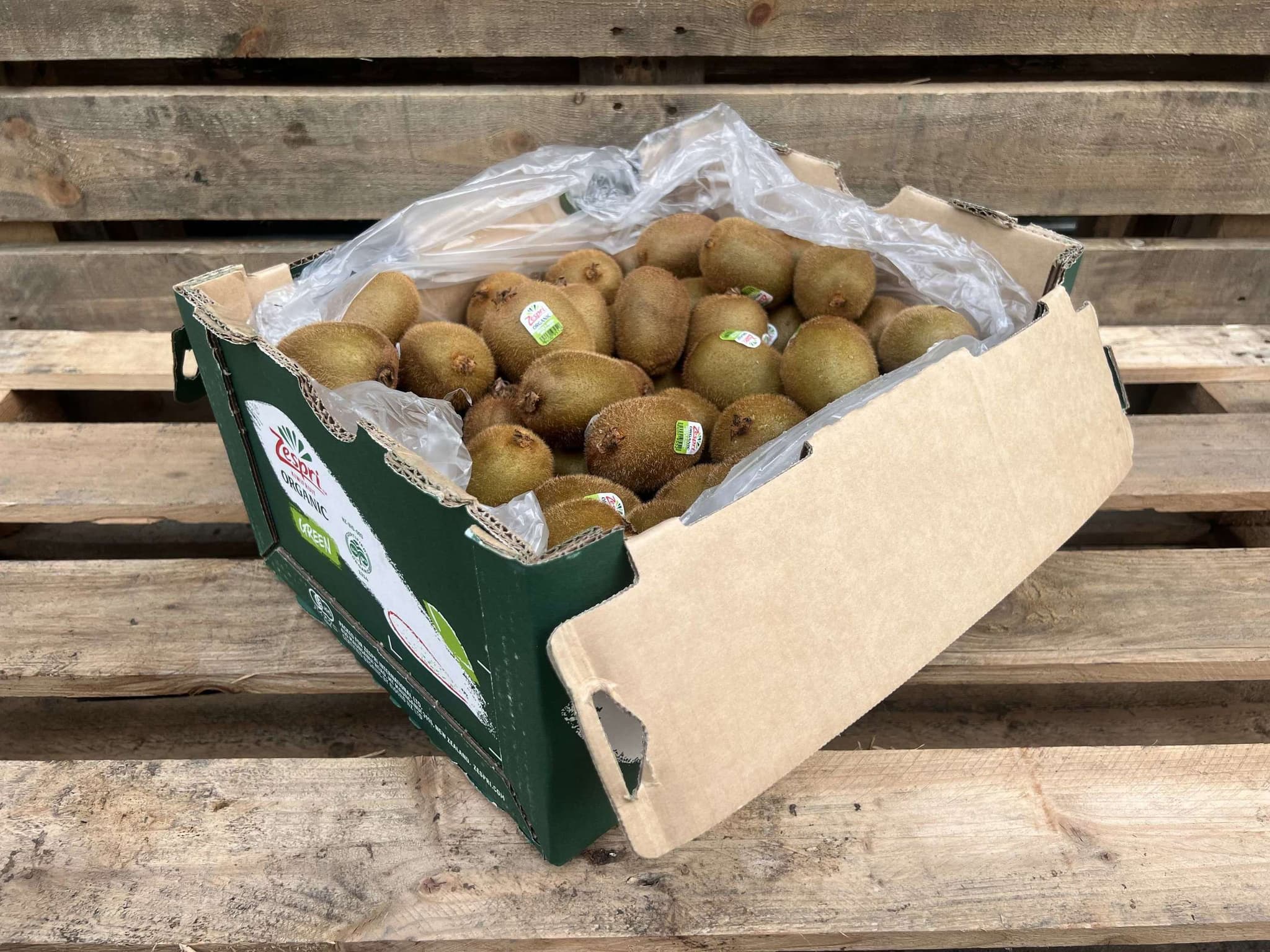 Kiwis - Organic Hayward
