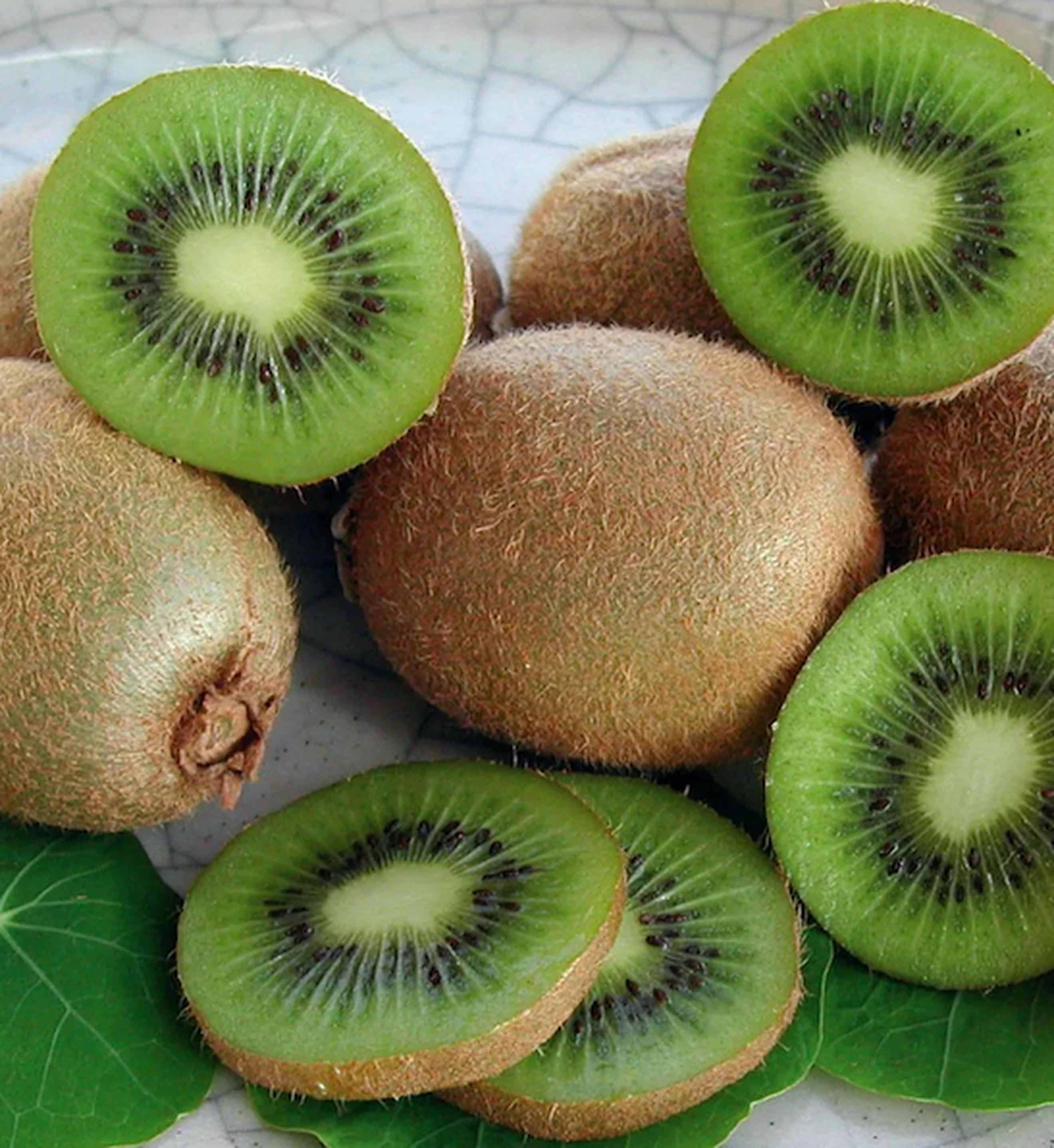 Kiwis - Organic Hayward